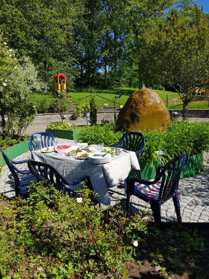Dagsholm Hotell Fargelanda Экстерьер фото