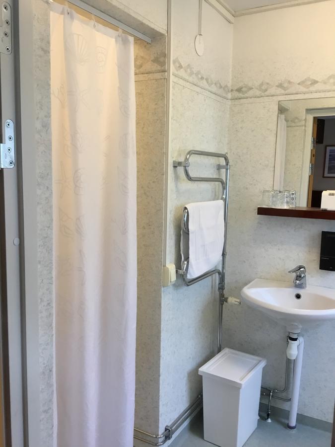 Dagsholm Hotell Fargelanda Экстерьер фото