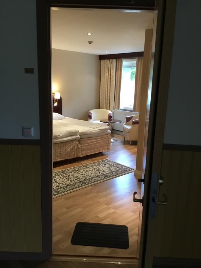Dagsholm Hotell Fargelanda Экстерьер фото